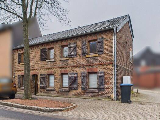 Doppelhaushälfte zum Kauf 137.000 € 7 Zimmer 127 m² 348 m² Grundstück Oberzier Niederzier 52382