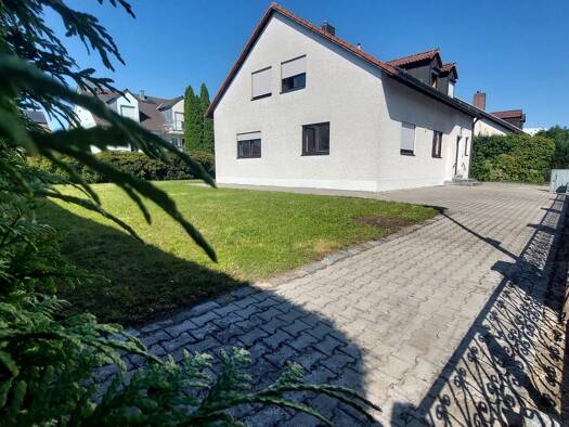 Haus zur Miete 1.500 € 6 Zimmer 142 m² 640 m² Grundstück frei ab sofort Kiebitzweg Weiden Weiden in der Oberpfalz 92637