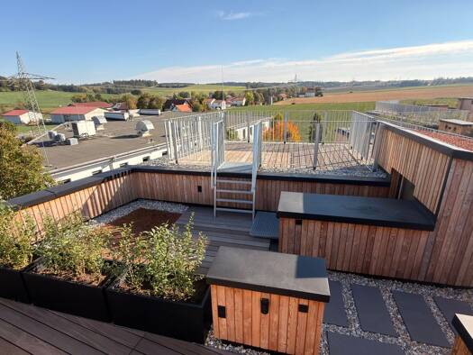 Wohnung zur Miete - Erstbezug 1.390 € 3,5 Zimmer 95,1 m² 2. Geschoss frei ab sofort Achdorf Landshut 84036
