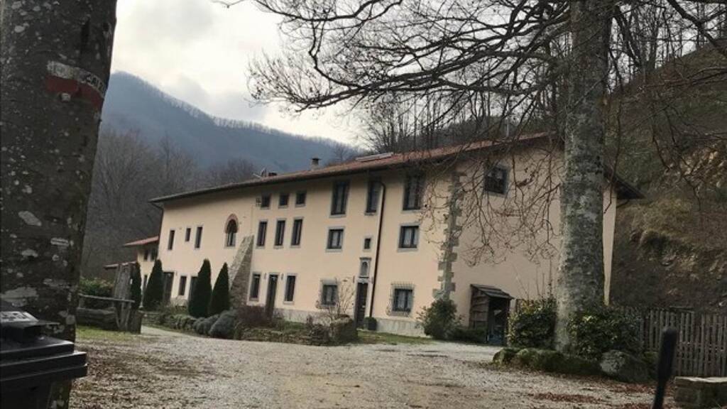 Einfamilienhaus zum Kauf 4.000.000 € 10 Zimmer 1.500 m² 200.000 m² Grundstück Montepiano 59026