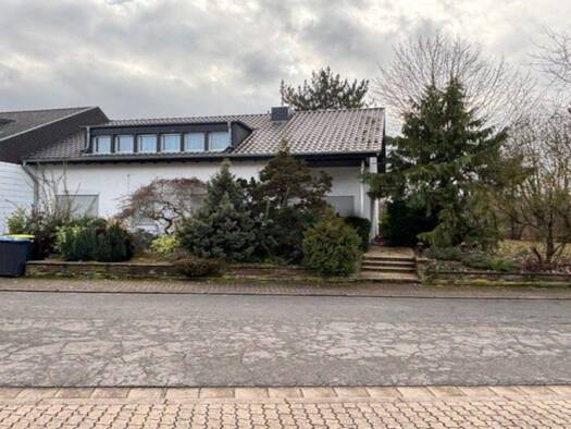 Einfamilienhaus zum Kauf 395.000 € 8 Zimmer 213 m² 675 m² Grundstück Lisdorf Saarlouis 66740