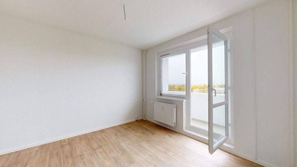 Wohnung zur Miete 402 € 3 Zimmer 70,4 m² 4. Geschoss Grashalmstraße 15 Heide Nord Halle 06120