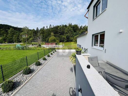 Einfamilienhaus zum Kauf 449.000 € 4 Zimmer 140 m² 2.376 m² Grundstück Schwarza 98547