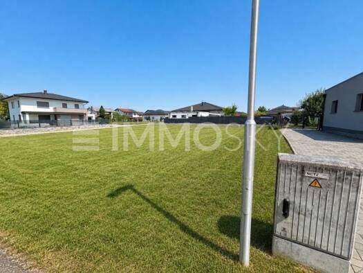 Grundstück zum Kauf 230.400 € 768 m² Grundstück Neukirchen an der Enknach 5145