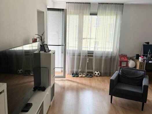 Wohnung zur Miete 466 € 1 Zimmer 38 m² 5. Geschoss frei ab 01.09.2025 Wöhrd Nürnberg 90489