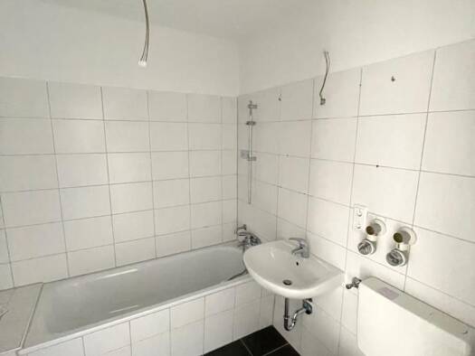 Wohnung zur Miete nur mit Wohnberechtigungsschein 306 € 2 Zimmer 61 m² 7. Geschoss frei ab sofort Pater-Kolbe-Straße 2 Mitte Menden 58708