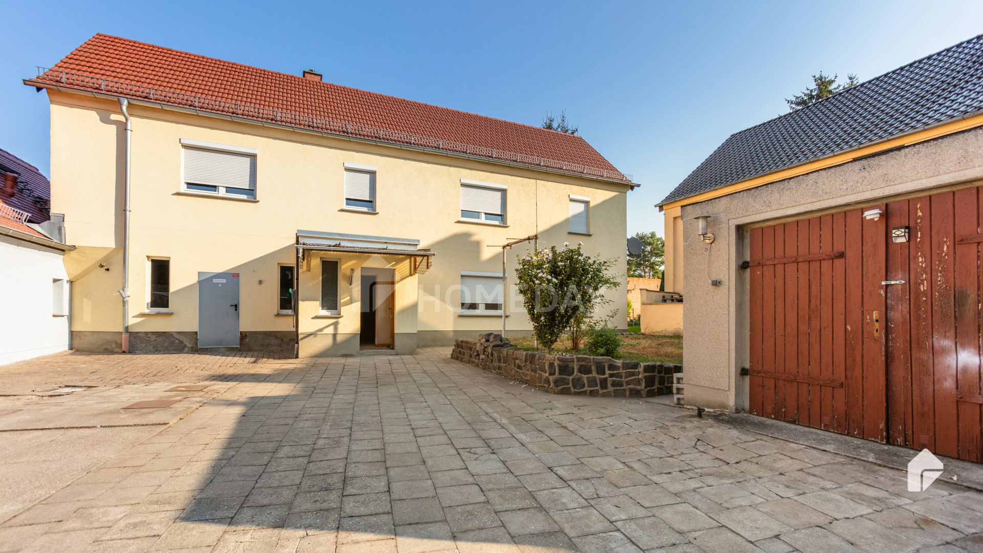 Mehrfamilienhaus zum Kauf 149.000 € 5 Zimmer 137 m²<br/>Wohnfläche 450 m²<br/>Grundstück Göthewitz Lützen 06686