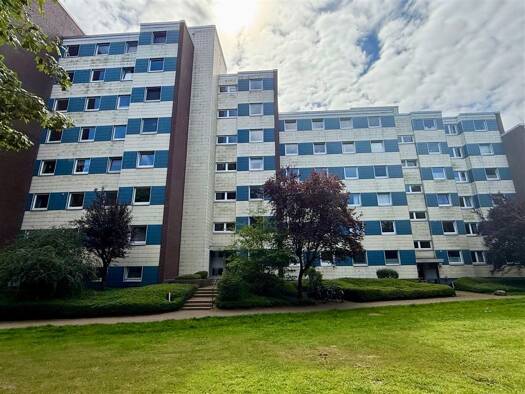 Wohnung zur Miete 860 € 3,5 Zimmer 78,8 m² frei ab 01.10.2026 Henri-Dunant-Allee 28 Kronshagen 24119