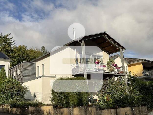 Einfamilienhaus zur Miete 1.450 € 5 Zimmer 161 m² 325 m² Grundstück frei ab 15.03.2026 Reiterswiesen Bad Kissingen 97688