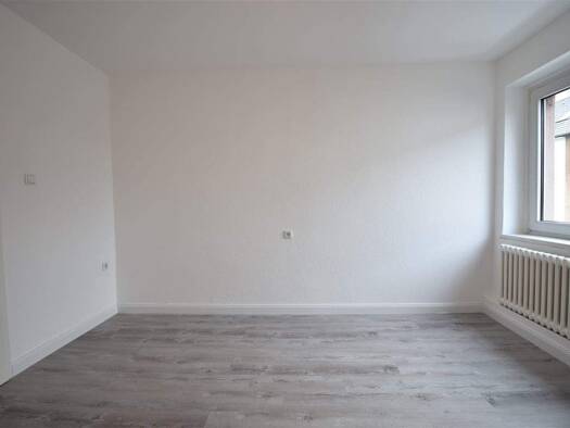 Wohnung zur Miete 595 € 3 Zimmer 72 m² 1. Geschoss frei ab sofort Herwarthstr. 68 Untermeiderich Meiderich / Beeck 47137
