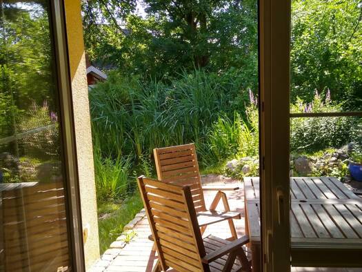 Wohnung zur Miete 150 € 1 Zimmer 140 m² frei ab sofort Mürwik Flensburg 24944