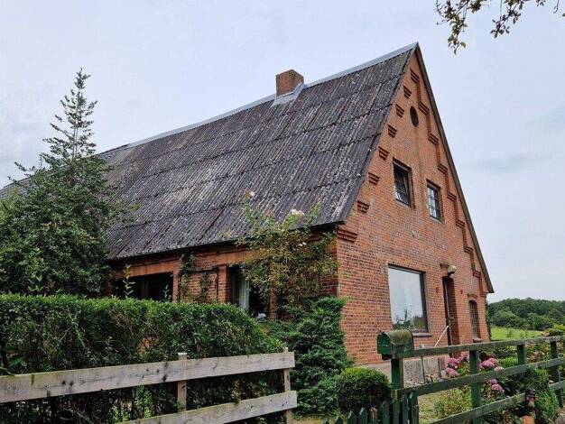 Reihenendhaus zum Kauf provisionsfrei 350.000 € 4 Zimmer 120 m² 1.330 m² Grundstück Seeweg 11 Wrohe Westensee / Wrohe 24259