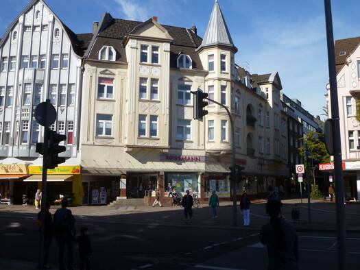 Wohnung zur Miete 775 € 3 Zimmer 103 m² 3. Geschoss frei ab 01.09.2025 Kirchhellner Str. 2 Stadtmitte Bottrop 46236