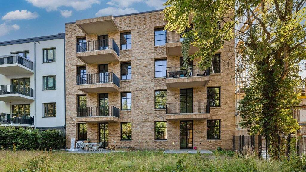 Fertig- und Musterhäuser zum Kauf Alsterkrugchaussee 575a Fuhlsbüttel Hamburg 22335