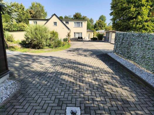 Mehrfamilienhaus zum Kauf 640.000 € 10 Zimmer 215 m² 1.850 m² Grundstück Thekla Leipzig 04349