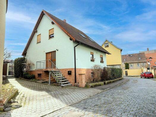 Einfamilienhaus zum Kauf 319.000 € 5 Zimmer 140 m² 795 m² Grundstück Naumburg 06618