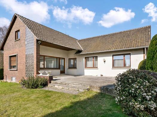 Einfamilienhaus zum Kauf 255.000 € 4 Zimmer 125,1 m² 1.326 m² Grundstück Todtenhausen Minden 32425