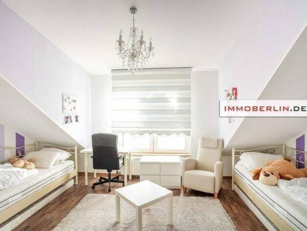 Reihenmittelhaus zum Kauf 625.000 € 5 Zimmer 125 m² 150 m² Grundstück frei ab sofort Berlin 13591
