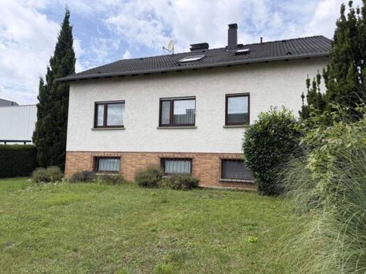 Einfamilienhaus zum Kauf 798.000 € 8 Zimmer 132,7 m² 763 m² Grundstück frei ab sofort Diedenbergen Hofheim 65719
