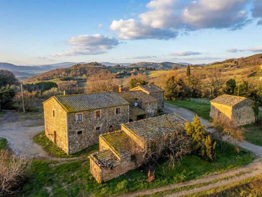Bauernhaus zum Kauf 2.800.000 € 30 Zimmer 1.500 m² Siena 53100
