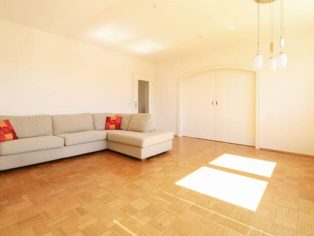 Wohnung zum Kauf 249.900 € 3 Zimmer 72,2 m² 2. Geschoss Mühlheim Mühlheim am Main 63165