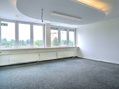 Praxis zur Miete 1.815 € 7 Zimmer 185 m² Bürofläche Gauting Gauting 82131