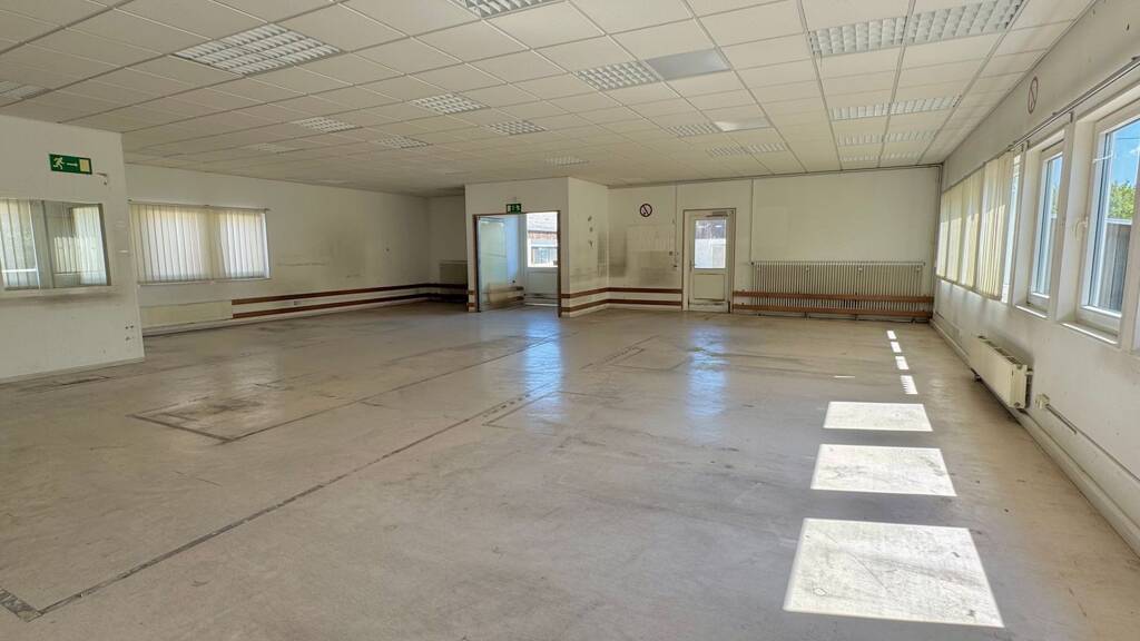 Lagerhalle zur Miete 260 m² Lagerfläche Irlich Neuwied 56567