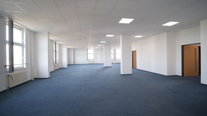 Büro-/Praxisfläche zur Miete provisionsfrei 13 € 1.550 m²<br/>Bürofläche von 750 m² bis 3.100 m²<br/>Teilbarkeit Lichtenberg Berlin 10365