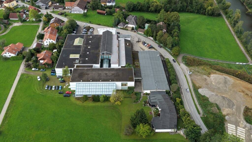 Lagerhalle zur Miete 10.000 m² Lagerfläche Hirschdorf Kempten 87439