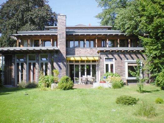 Wohnung zur Miete 1.100 € 3 Zimmer 96 m² Dachgeschoss, 1. Geschoss frei ab 01.09.2025 Radio Bremen Bremen 28211