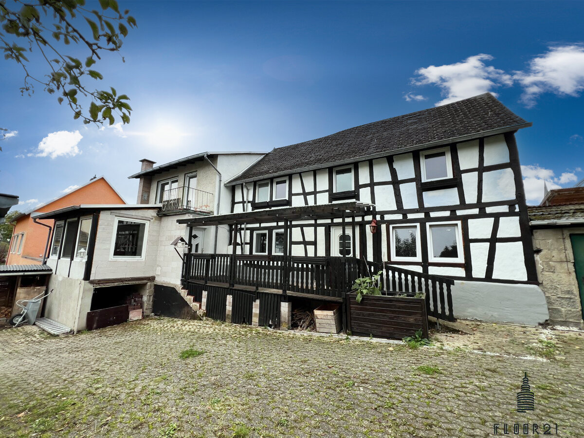 Haus zum Kauf 249.000 € 9 Zimmer 175 m²<br/>Wohnfläche 705 m²<br/>Grundstück Höhr-Grenzhausen 56203