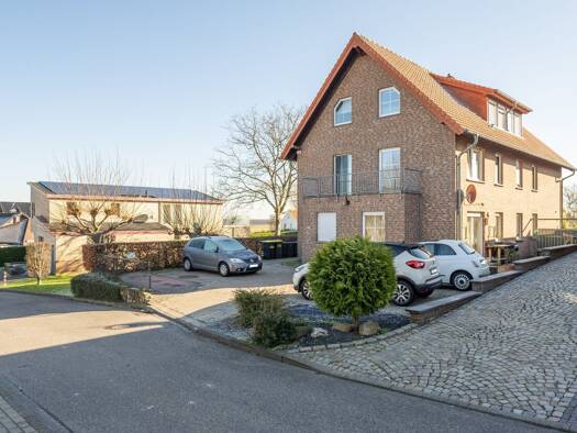 Wohnung zur Miete 675 € 2 Zimmer 52 m² 1. Geschoss frei ab sofort Niederdorla Selfkant - Hillensberg 52538