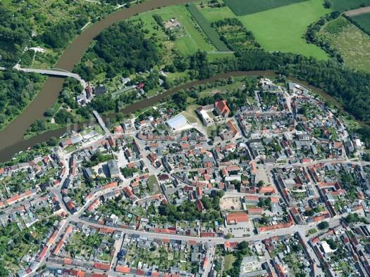 Grundstück zum Kauf 12.000 m² Grundstück Nienburg Nienburg (Saale) 06429