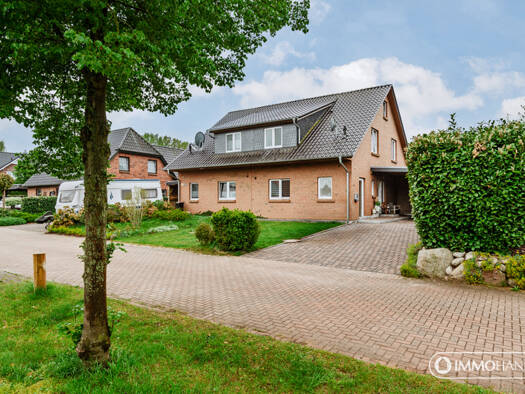 Doppelhaushälfte zum Kauf 329.000 € 4 Zimmer 113 m² 523 m² Grundstück Eyendorf 21376