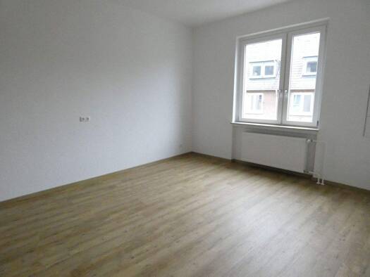 Wohnung zur Miete 660 € 3 Zimmer 66,4 m² 3. Geschoss Savignystr. 54 Holsterhausen Essen 45147