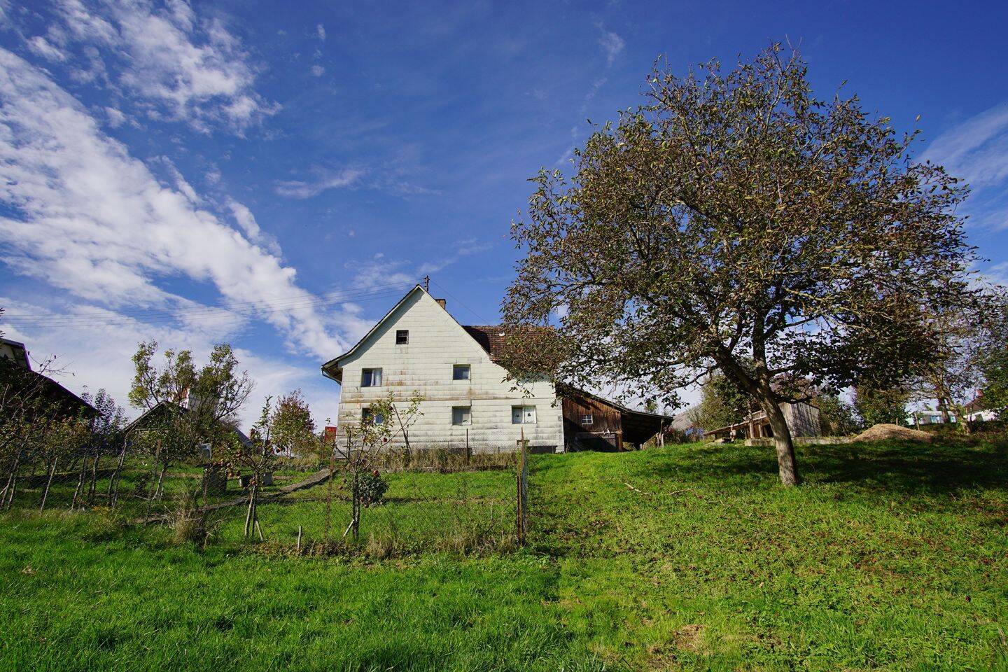 Haus zum Kauf - Ansicht 2