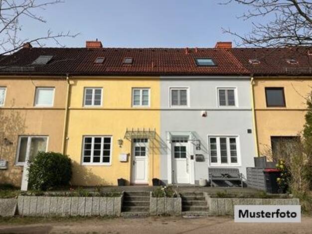 Doppelhaushälfte zum Kauf 180.000 € 88,6 m² 436 m² Grundstück Trossingen Trossingen 78647