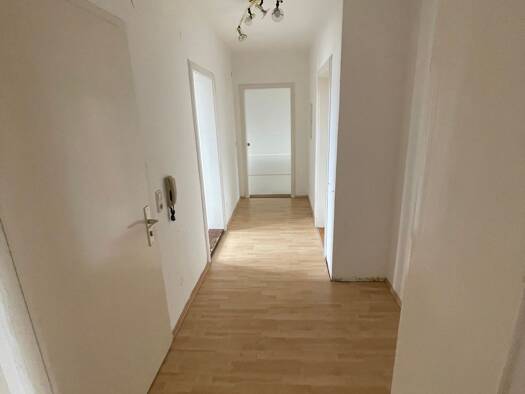 Wohnung zur Miete 670 € 3 Zimmer 86 m² Geschoss 1/2 frei ab 15.10.2026 Ergoldsbach Ergoldsbach 84061