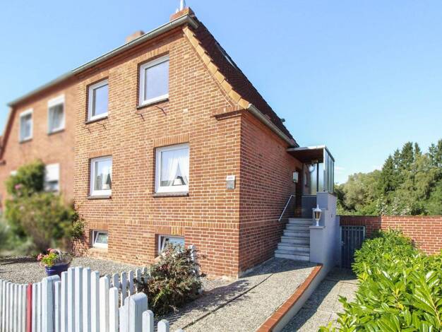 Sonstiges zum Kauf als Kapitalanlage geeignet 149.900 € 5 Zimmer 111 m² 1.450,2 m² Grundstück Moisling Lübeck 23560