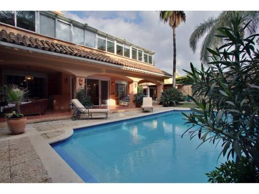 Villa zur Miete 7.500 € 4 Zimmer 500 m² 906 m² Grundstück Estepona 29688