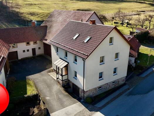 Einfamilienhaus zum Kauf 625.000 € 8 Zimmer 203 m² 27.000 m² Grundstück Haselbach Bischofsheim 97653