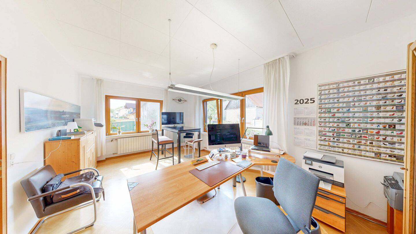 Immobilie in Erlenbach b.Marktheidenfeld - Ein Haus, viele Möglichkeiten: Komfortables Wohnen mit schönem Garten - Bild 4