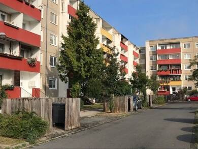 Wohnung zur Miete 350 € 3 Zimmer 66,1 m² 4. Geschoss Cloppenburger Straße 16 Westliche Neustadt Halle (Saale) 06126