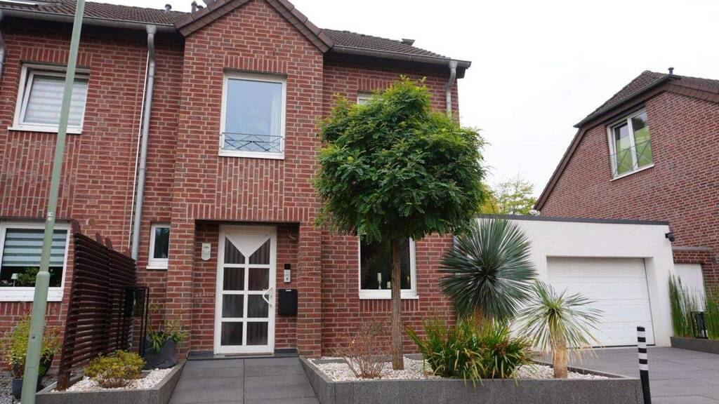 Reihenendhaus zum Kauf provisionsfrei 585.000 € 4 Zimmer 147 m² 303 m² Grundstück Gladbacher Straße 280 Vogelsang Neuss 41462