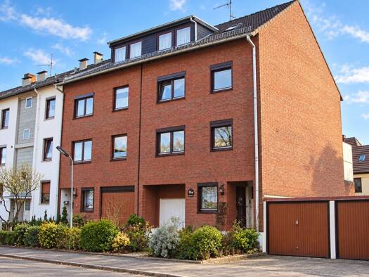 Reihenmittelhaus zum Kauf 275.000 € 6 Zimmer 222 m² 260 m² Grundstück Rönnebeck Bremen 28777