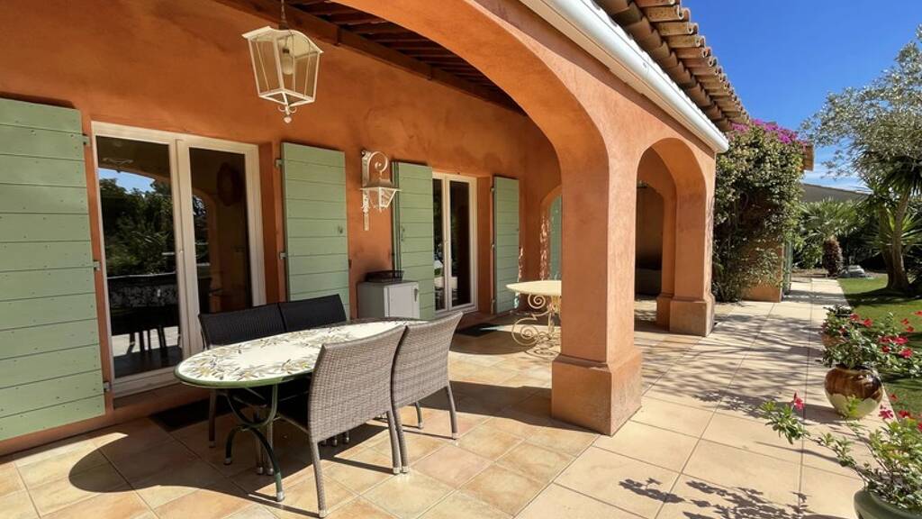 Einfamilienhaus zum Kauf 945.000 € 6 Zimmer 110 m² 738 m² Grundstück STE MAXIME 83120