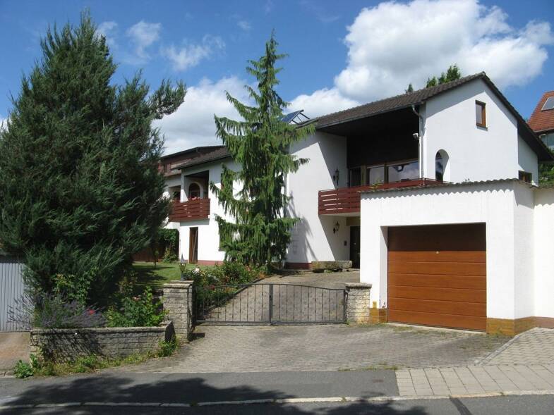 Mehrfamilienhaus zum Kauf provisionsfrei 398.989 € 10 Zimmer 280 m² 890 m² Grundstück Pegnitz Pegnitz 91257