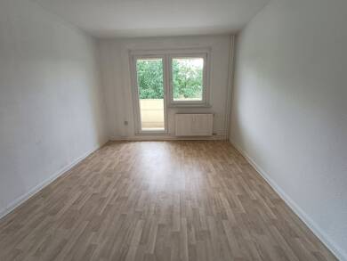 Wohnung zur Miete 330 € 2 Zimmer 60 m² 4. Geschoss frei ab sofort Erich-Weinert-Straße 25 Bad Lausick Bad Lausick 04651