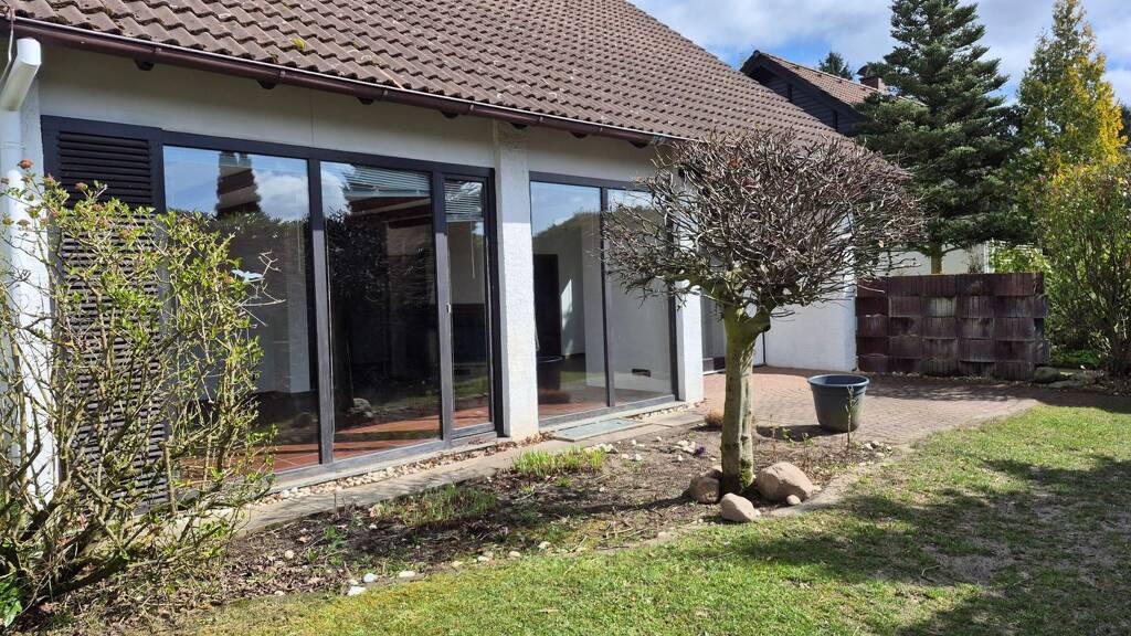 Einfamilienhaus zum Kauf 450.000 € 5 Zimmer 159 m² 572 m² Grundstück Lemgo 32657