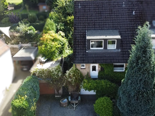 Doppelhaushälfte zum Kauf 289.000 € 8 Zimmer 118 m² 697 m² Grundstück Alt-Georgsmarienhütte Georgsmarienhütte 49124